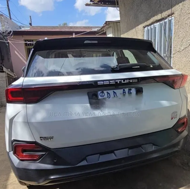 Bestune T77 1.2 FWD 2021 Off white