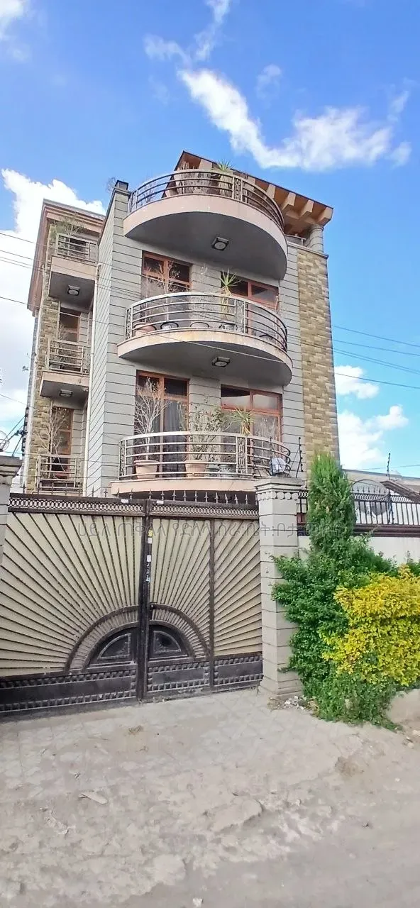 Furnished 8bdrm Townhouse/Terrace in Legetafo Area, Oromia-Finfinne
