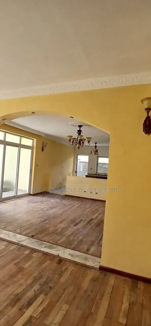 Furnished 6bdrm Villa in Ccd Real State, Oromia-Finfinne for sale