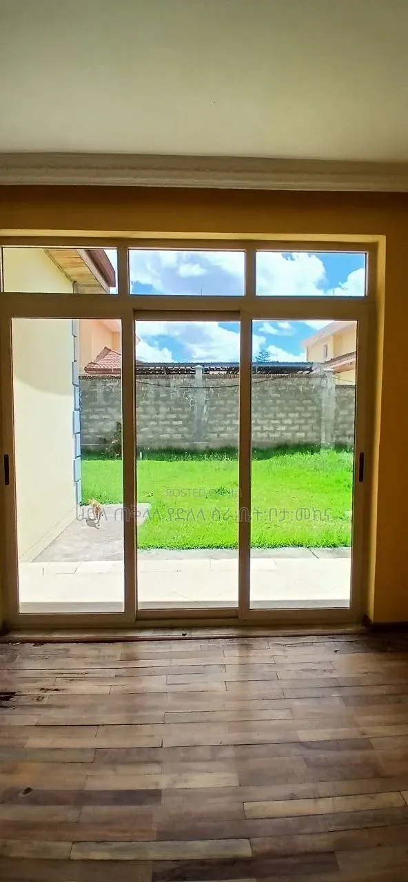Furnished 6bdrm Villa in Ccd Real State, Oromia-Finfinne for sale