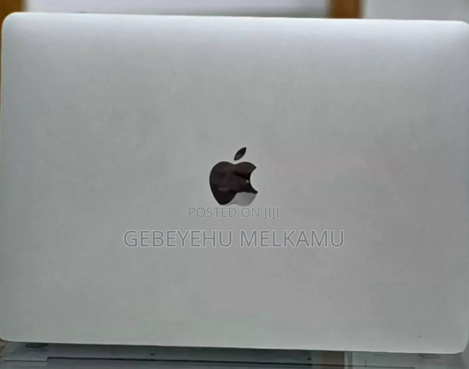 New Laptop Apple MacBook Air 2020 M1 8GB Apple M1 SSD 512GB