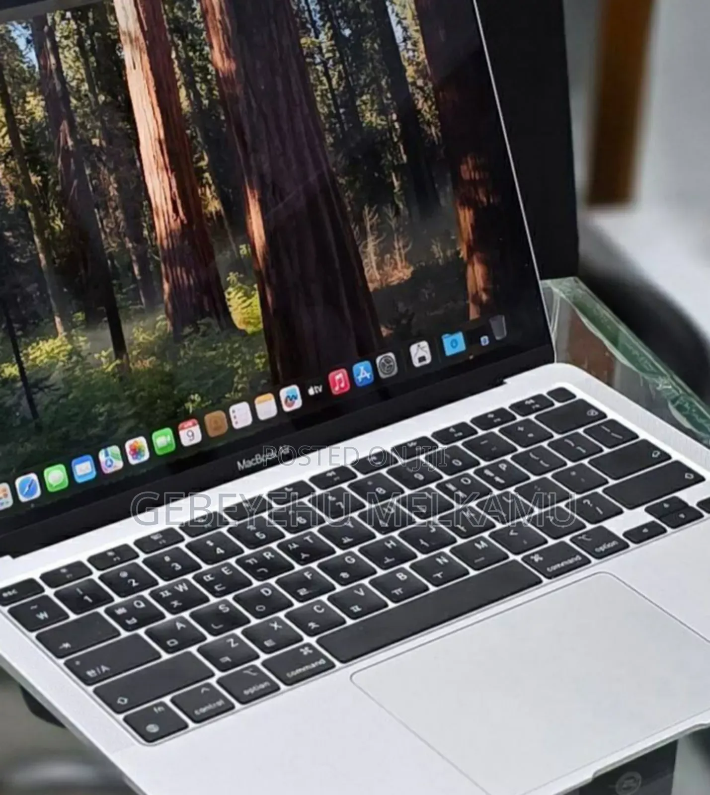 New Laptop Apple MacBook Air 2020 M1 8GB Apple M1 SSD 512GB