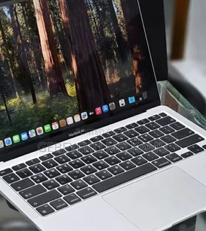New Laptop Apple MacBook Air 2020 M1 8GB Apple M1 SSD 512GB