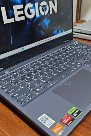 New Laptop Lenovo 16GB Intel Core i7 SSD 512GB