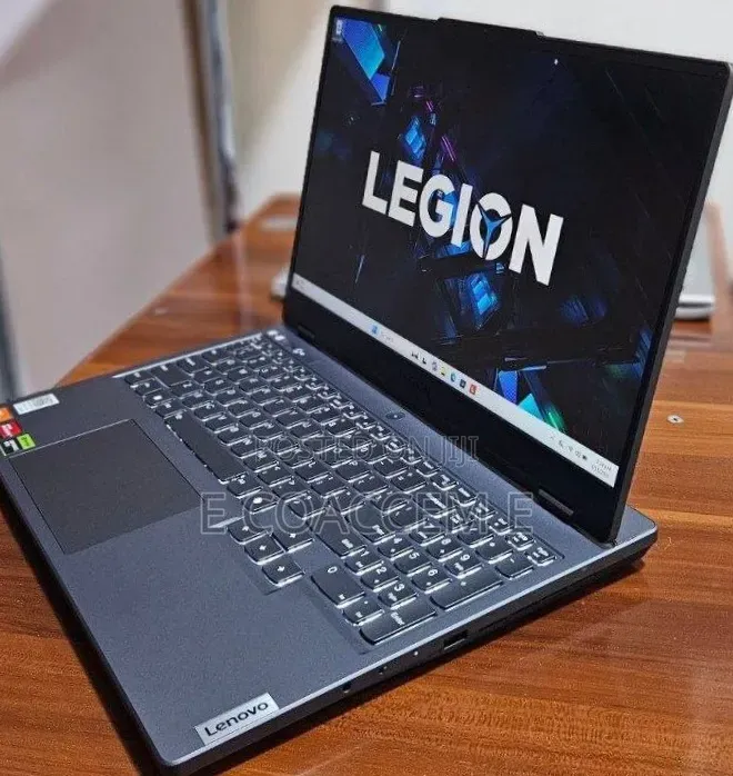 New Laptop Lenovo 16GB AMD Ryzen 7 SSD 512GB