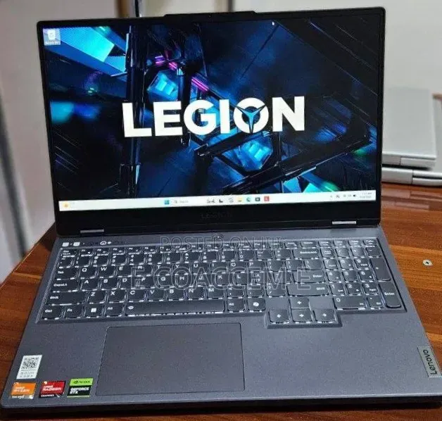 New Laptop Lenovo 16GB AMD Ryzen 7 SSD 512GB