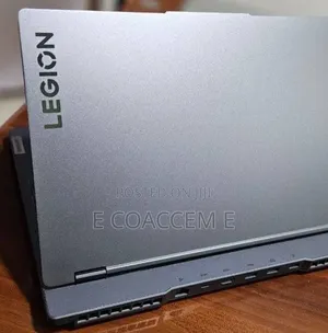 New Laptop Lenovo 16GB AMD Ryzen 7 SSD 512GB
