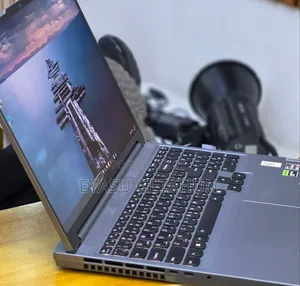 New Laptop Lenovo Legion 5 16GB AMD Ryzen 7 SSD 1T