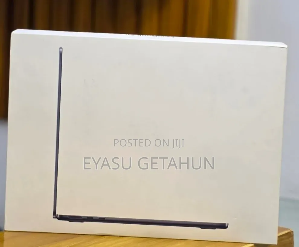 New Laptop Apple MacBook Air 2026 M5 13-inch 16GB Apple M5 SSD 512GB