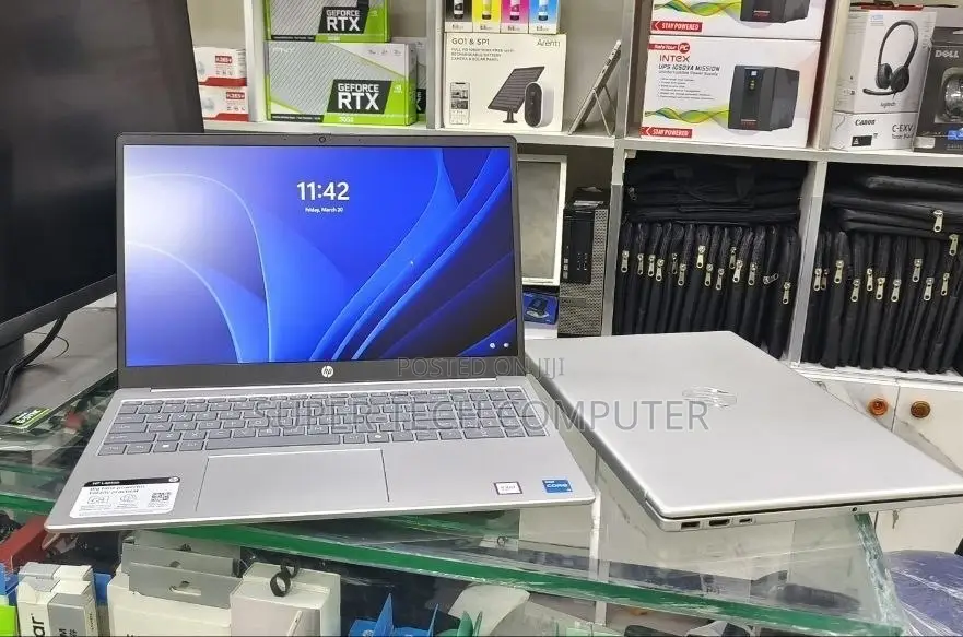 New Laptop HP Stream Notebook 16GB Intel Core i7 SSD 1T