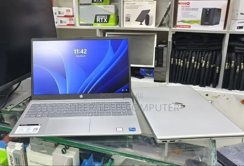 New Laptop HP Stream Notebook 16GB Intel Core i7 SSD 1T