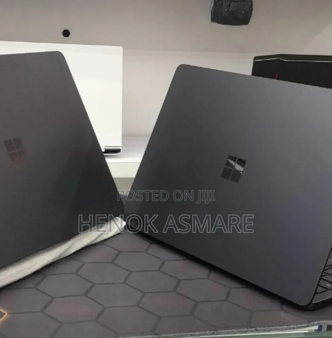 New Laptop Microsoft Surface 32GB Intel Core i7 SSD 512GB
