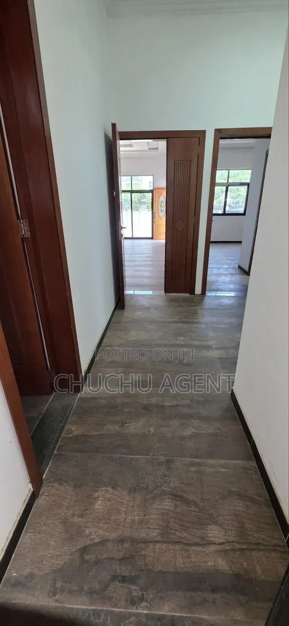 3bdrm House in Bole for sale