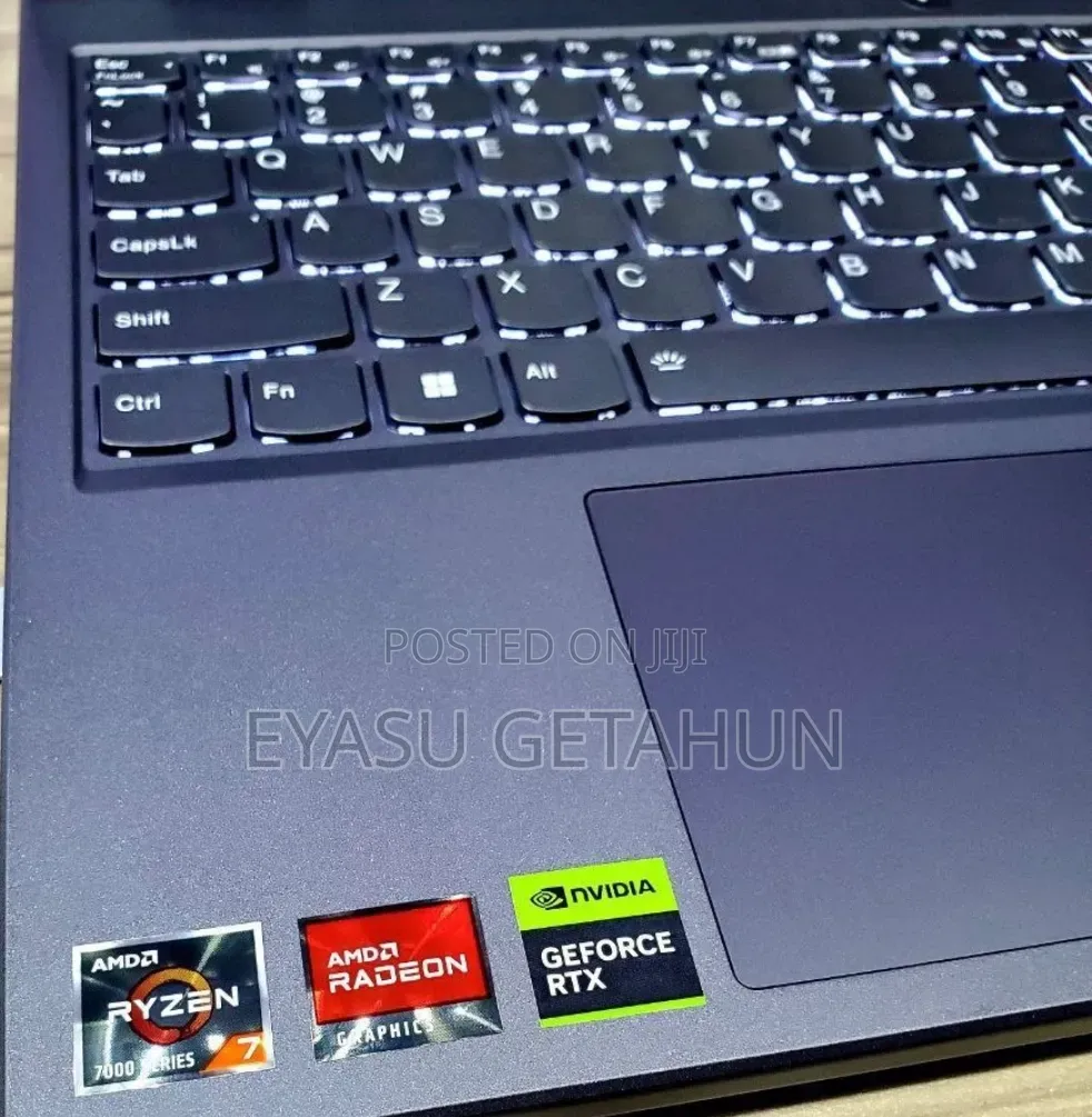 New Laptop Lenovo Legion 5 16GB AMD Ryzen 7 SSD 512GB