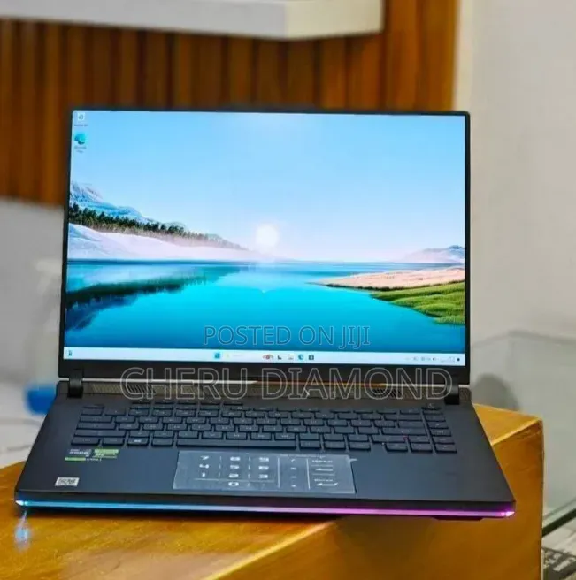 New Laptop Asus ROG Strix G15 16GB Intel Core i9 SSD 1T