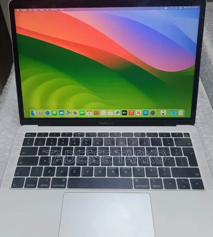 New Laptop Apple MacBook Air 2018 8GB Intel Core i5 SSD 128GB