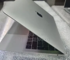 New Laptop Apple MacBook Air 2018 8GB Intel Core i5 SSD 128GB