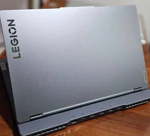 New Laptop Lenovo Legion 5 16GB AMD Ryzen 7 SSD 512GB