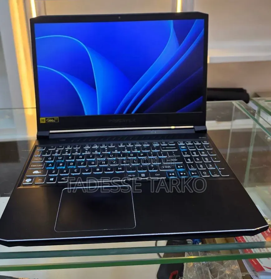 New Laptop Acer Predator Helios 300 16GB Intel Core i7 SSD 512GB