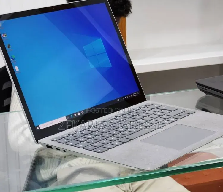 New Laptop Microsoft Surface 3 16GB Intel Core i7 SSD 256GB