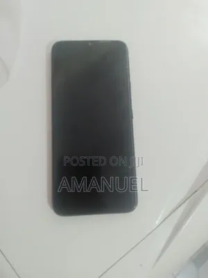 Infinix Hot 8 32 GB Black