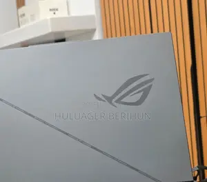 New Laptop Asus ROG Strix G15 16GB Intel Core i9 SSD 1T