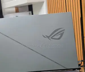 New Laptop Asus ROG Strix G15 16GB Intel Core i9 SSD 1T