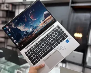 New Laptop HP EliteBook 830 G8 8GB Intel Core i5 SSD 512GB