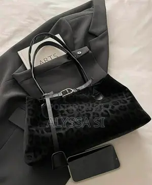 Dicounted Black Shien Bag