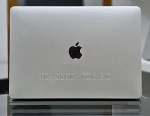 New Laptop Apple MacBook Pro 2019 16GB Intel Core i7 SSD 256GB