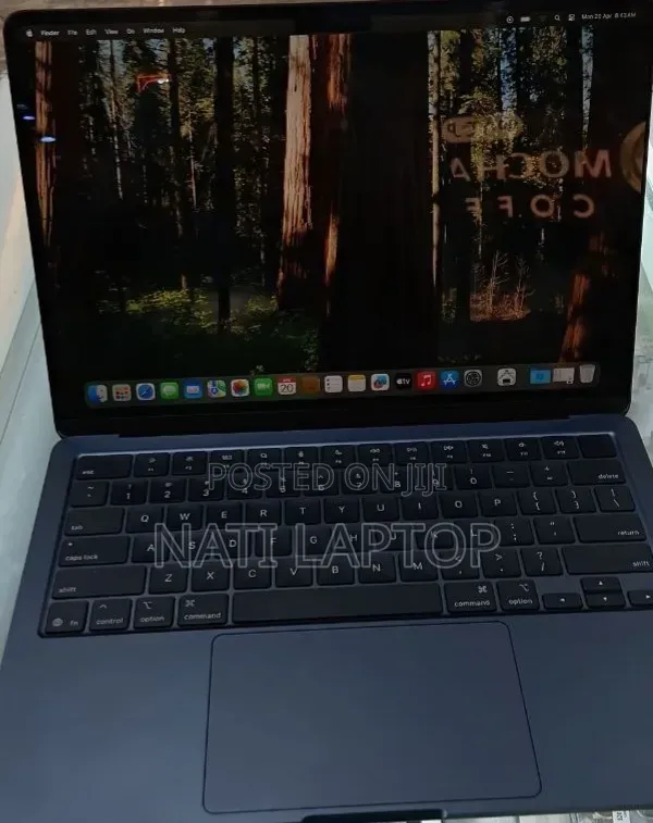 New Laptop Apple MacBook Air 2025 M4 13-inch 16GB Apple M4 SSD 256GB