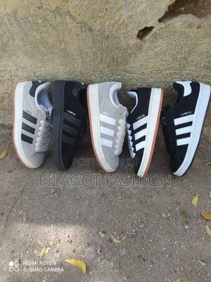 Adidas Campus 00s