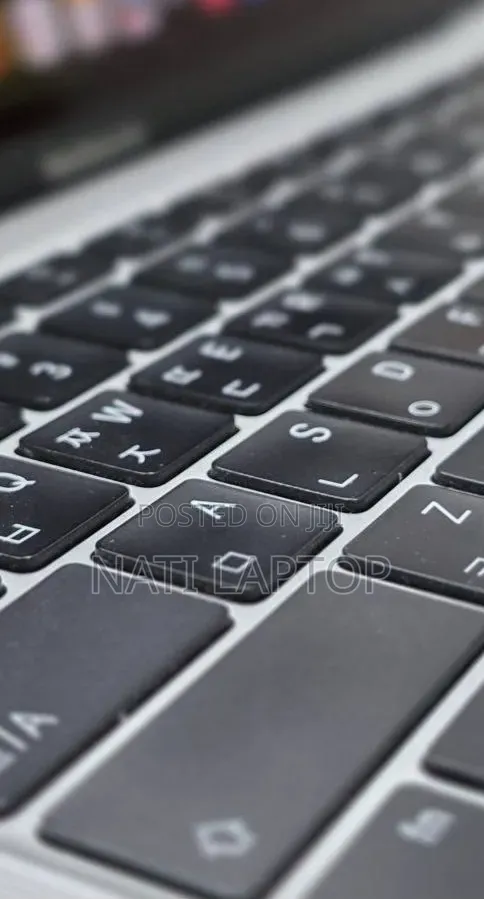 New Laptop Apple MacBook Air 2020 M1 16GB Apple M1 SSD 256GB