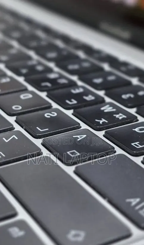 New Laptop Apple MacBook Air 2020 M1 16GB Apple M1 SSD 256GB