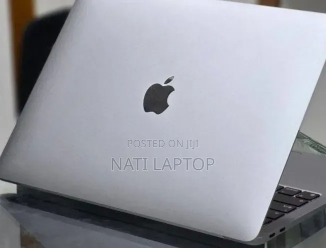 New Laptop Apple MacBook Air 2020 M1 16GB Apple M1 SSD 256GB
