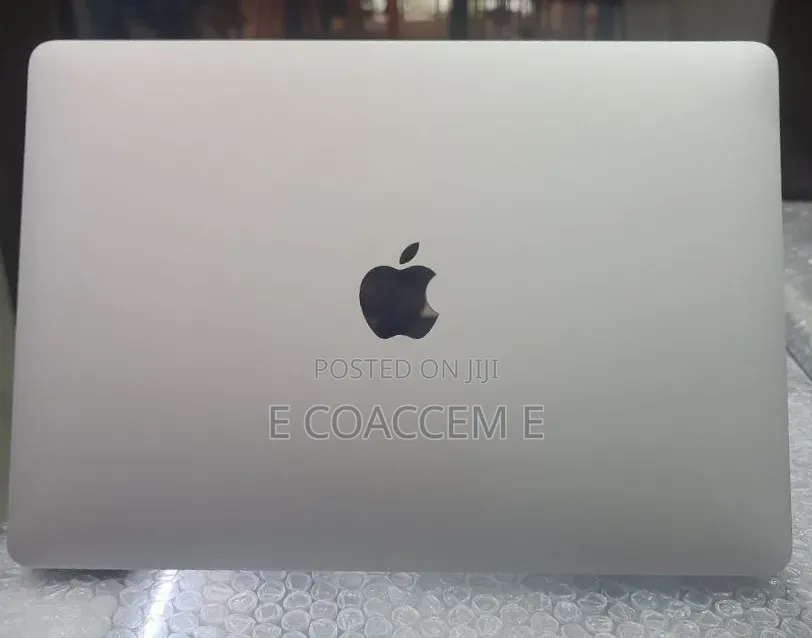 New Laptop Apple MacBook 8GB Intel Core i5 SSD 128GB