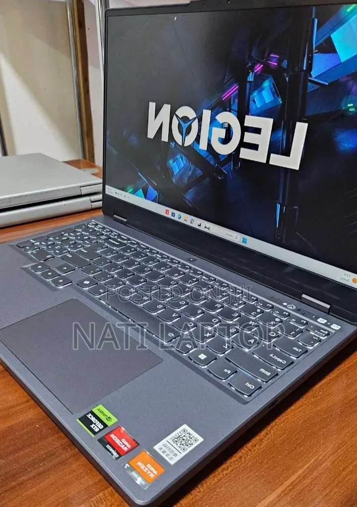 New Laptop Lenovo 16GB AMD Ryzen 7 SSD 512GB