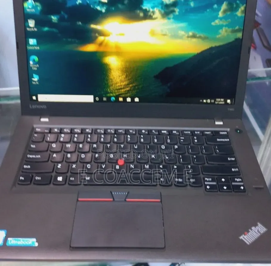 New Laptop Lenovo 8GB Intel Core i5 SSD 256GB