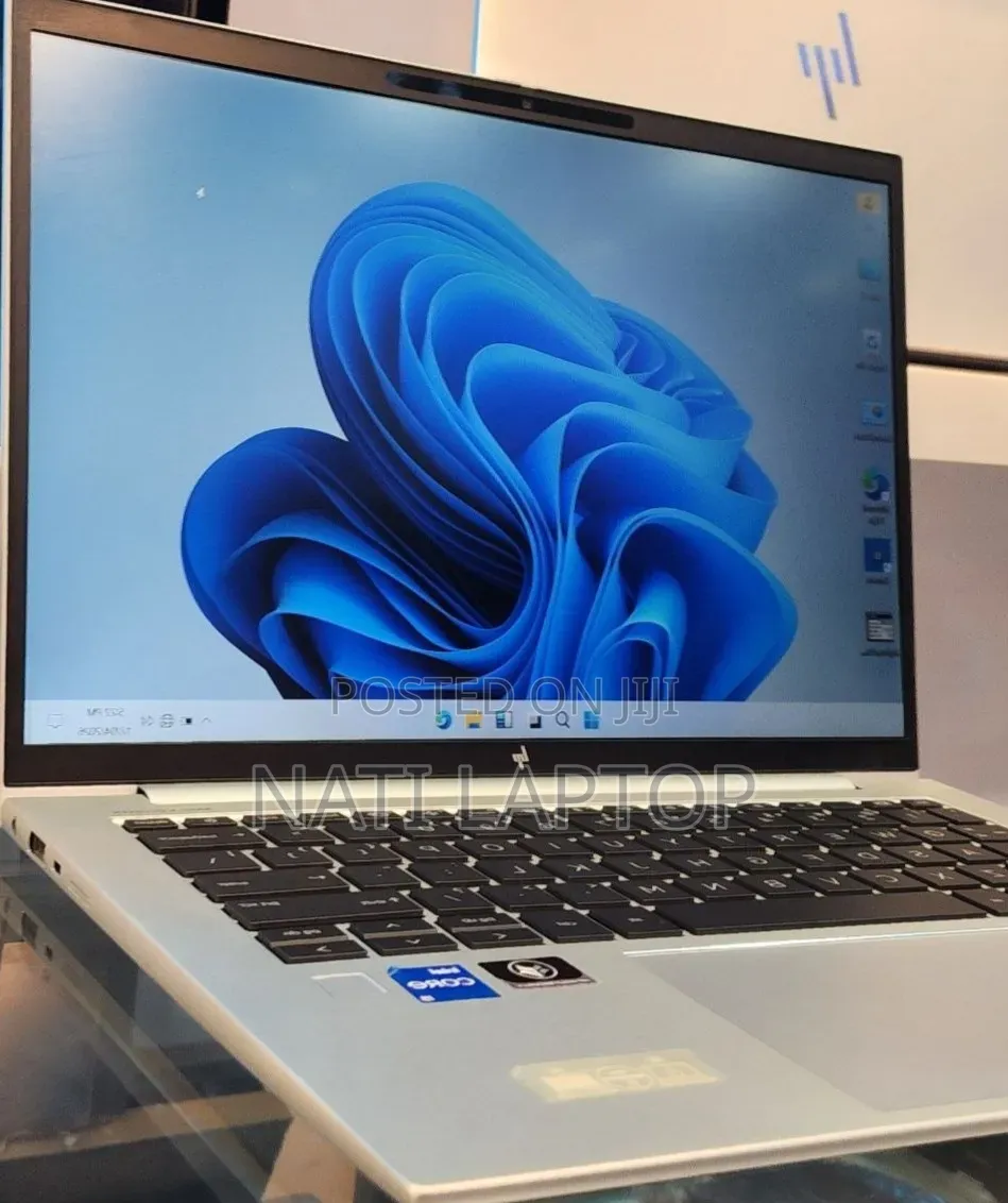 New Laptop HP EliteBook 840 G9 16GB Intel Core i5 SSD 512GB