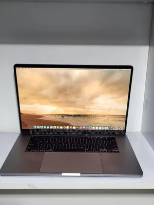 New Laptop Apple MacBook Pro 2019 32GB Intel Core i9 SSD 1T