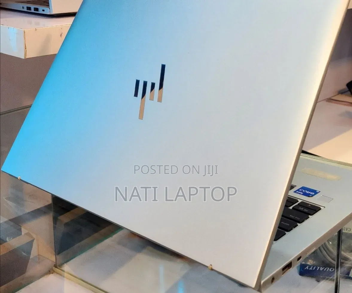 New Laptop HP EliteBook 840 G8 16GB Intel Core i7 SSD 512GB