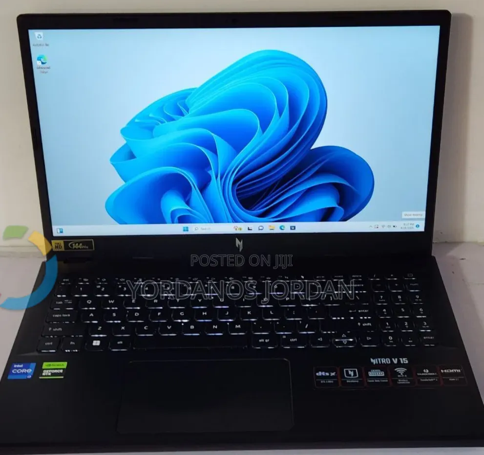 New Laptop Acer Nitro 17 16GB Intel Core i7 SSD 512GB