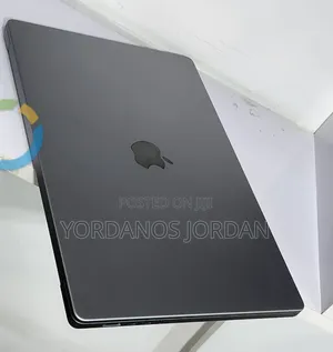 New Laptop Apple MacBook Pro M1 32GB Apple M1 Pro SSD 512GB