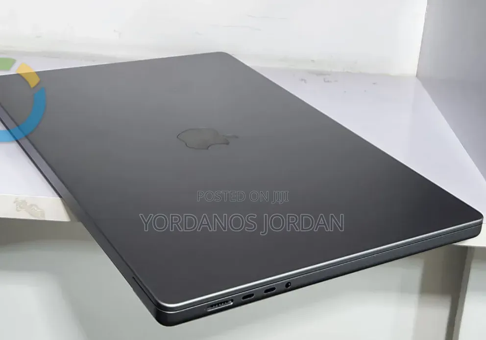 New Laptop Apple MacBook Pro M1 32GB Apple M1 Pro SSD 512GB