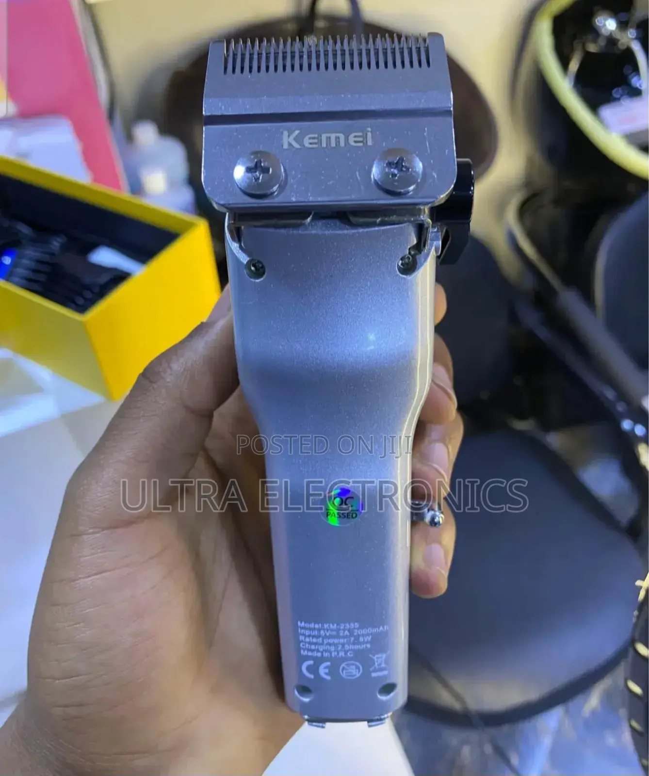 Hair Clipper Kemei Km-2335 Cordless Professional Featuring a Purple