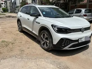 Volkswagen ID.6 2024 White
