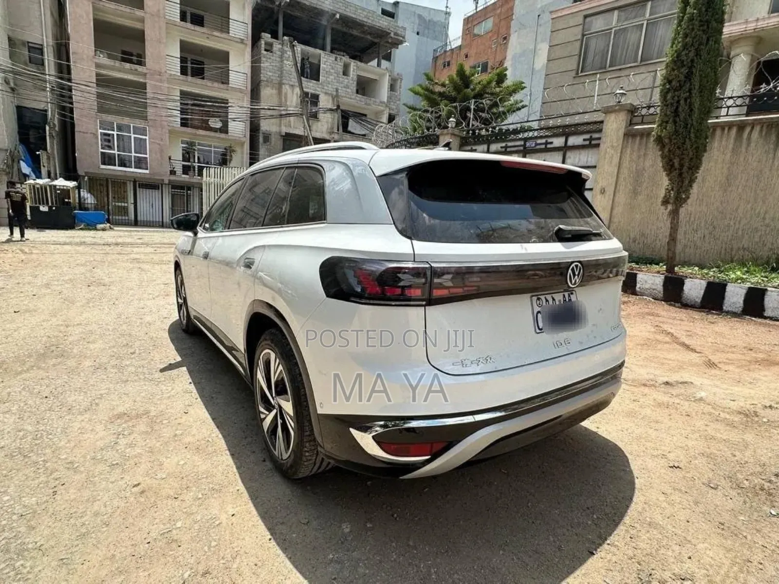 Volkswagen ID.6 2024 White