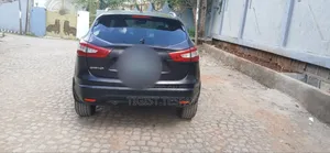 Nissan Qashqai 2016 Brown