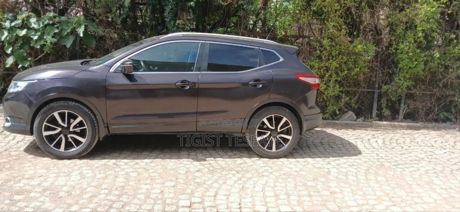 Nissan Qashqai 2016 Brown