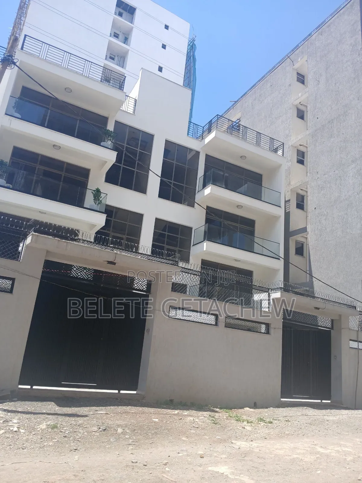 8bdrm House in Ayat, G+3 Luxury, Bole for sale